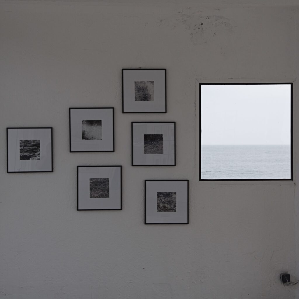 exhibition - photographs series "Ecume" (foam) - Olivier Felix Isselin